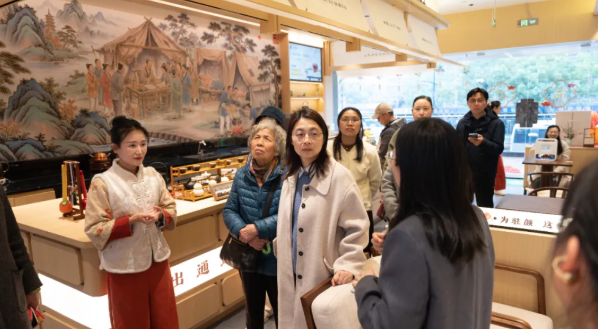 校企联动，数智赋能｜杭州医学院民盟支部、农工支部一行莅临一真堂调研交流